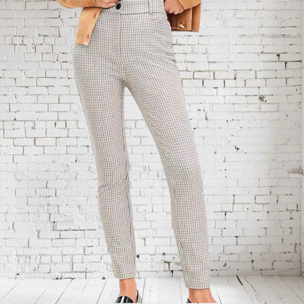 Ann Taylor LOFT Skinny Pants Checked Size 2P Gray Plaid EUC
